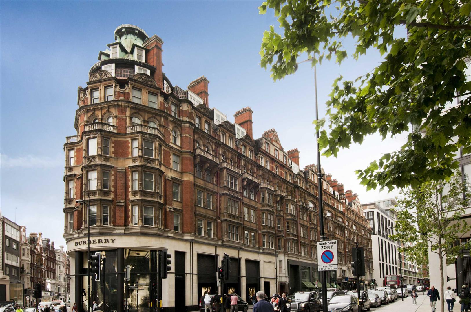 3 bed property in Park Mansions, Knightsbridge